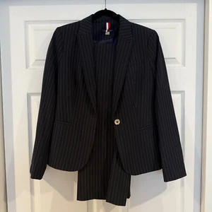 Tommy Hifilger Navy Women’s Pinstripe Suit - Picture 1 of 7