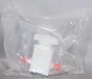 NEW Swagelok NXT-DRP81AFEFE-WH UHP 1/2 in. 2-Way Manual Diaphragm Valve 1/2" - Picture 1 of 2