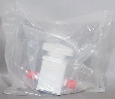 NEW Swagelok NXT-DRP81AFEFE-WH UHP 1/2 in. 2-Way Manual Diaphragm Valve 1/2" - Image 1 of 2