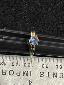 14 Karat Gelbgold Ring blauer Saphir Größe 6 - Bild 1 von 6