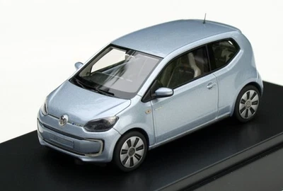 VW E-up Bj. 2013-2019, Blu-Argento, Looksmart Im M.1:43 , Limit. - Immagine 1 di 4