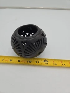 Schwarze Keramik ausgeschnitten Potpourri Vase - Bild 1 von 8