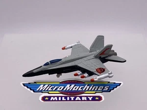 Micro Machines aereo da combattimento militare F-18 Hornet Galoob LGTI 1999 - Foto 1 di 3