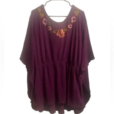 Top bordado floral púrpura Lane Bryant talla 26/28 Foto 1 de 4
