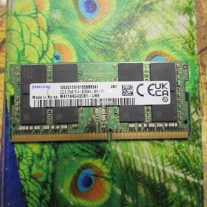 Samsung 32GB DDR4-3200MHz (PC4-25600) 2Rx8 SODIMM RAM (M471A4G43CB1-CWE) - Imagen 1 de 1