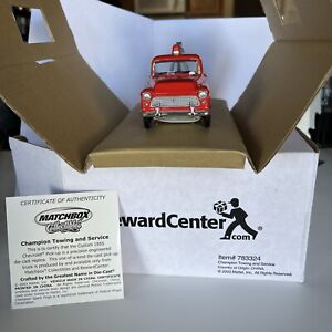 Matchbox Collectibles Champion Towing & Service 1955 Red CHEVY Tow Truck NIB