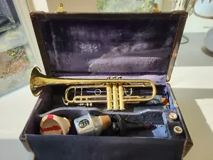 Bach Stradivarius Model 37 Trumpet - Picture 1 of 9