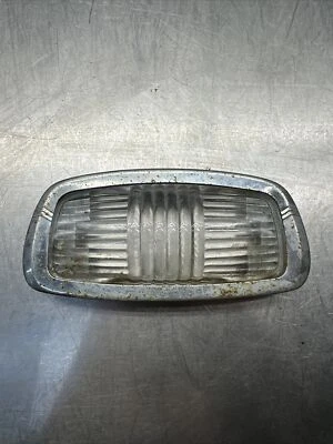 1951-1952 PLYMOUTH CRANBROOK INTERIOR REAR DOME LIGHT ORIGINAL VINTAGE — 第 1/2 张图片
