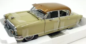 Sun Star 1/18 Scale 5112 - 1952 Nash Ambassador Airflyte Ann - Gold/Champagne - Picture 1 of 5