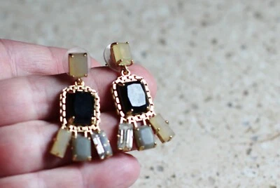 Pendientes Araña Colgantes Kate Spade Llenos de Oro Ciudad de Tokio FRAGMENTO FACETAS Foto 1 de 4