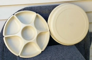 Vintage Tupperware Divided Veggie Relish/ Chip & Dip Serving Tray #1666-5 (EUC) - Foto 1 di 6