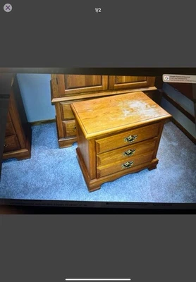 Mesita de noche/mesa auxiliar Mid Century roble (NS87) Foto 1 de 2