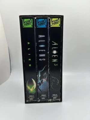 Alien Trilogy VHS Box Set w Alien, Aliens & Alien 3 - 1993 Fox Sigourney Weaver - Image 1 of 4