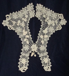 So Elaborate! Vintage CROCHET /LACE COLLAR - Picture 1 of 5