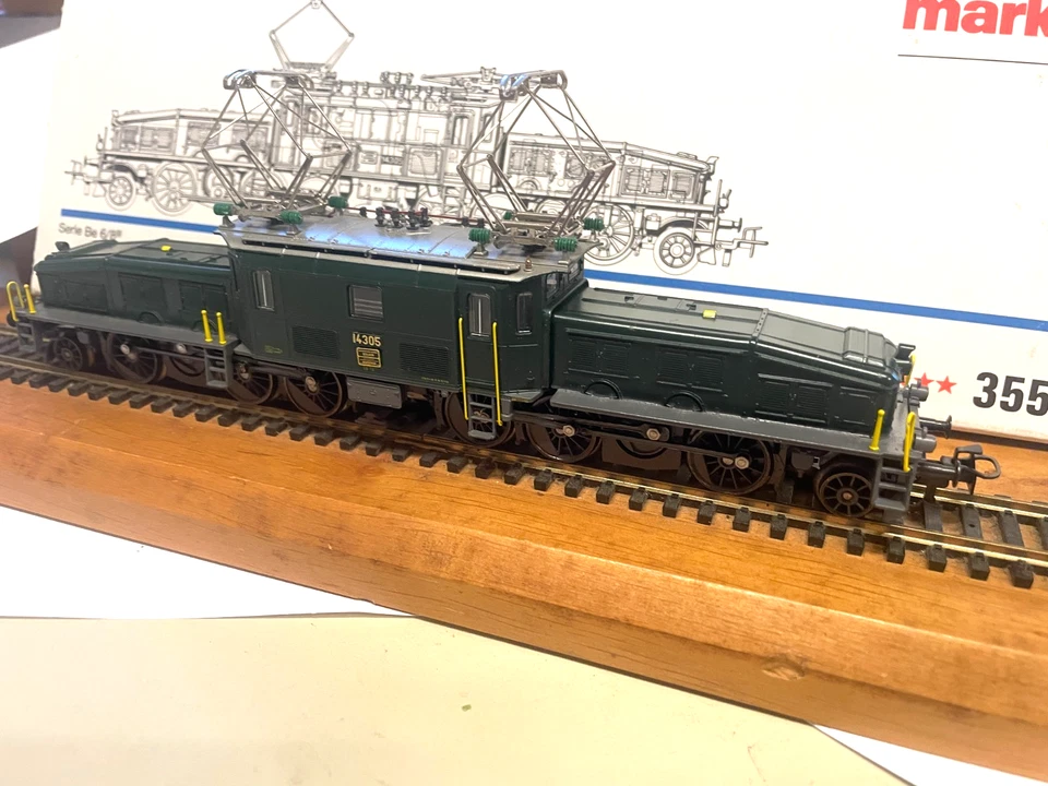 MÄRKLIN HO Krokodil 14 305 Schweiz in Metall nr. 3556  in OVP 5 Sterne neuwertig - Bild 1 von 1