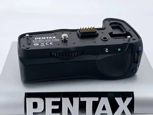 🌸[MINT] Pentax D-BG4 Battery Grip for K-5 K-5II K-5IIs K-7 From JAPAN - Picture 1 of 15