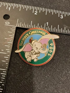 Walt Disney DUMBO Trading PIN 1994 vintage Season’s Greetings Christmas Elephant - Picture 1 of 6