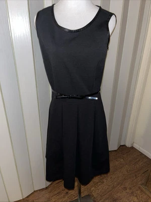 Vestido Tommy Hilfiger Clásico Negro con Cinturón Talla M Foto 1 de 4