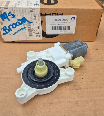 2007-2014 Sebring 200 Avenger NEW Genuine MoPar Right Rear DOOR WINDOW MOTOR - Image 1 of 3