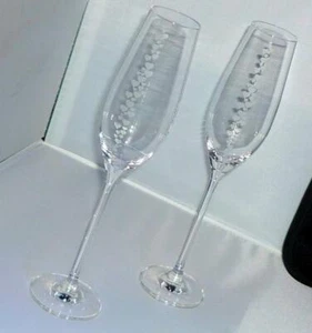 2 STUNNING DARTINGTON HEART CHAMPAGNE GLASS FLUTES WINE PROSECCO GLASSES - Picture 1 of 7