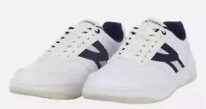 NUEVO EN CAJA Zapatillas Clásicas Dennis Tretorn Para Hombre Blanco/Azul Marino Talla 9.5 - Imagen 1 de 5