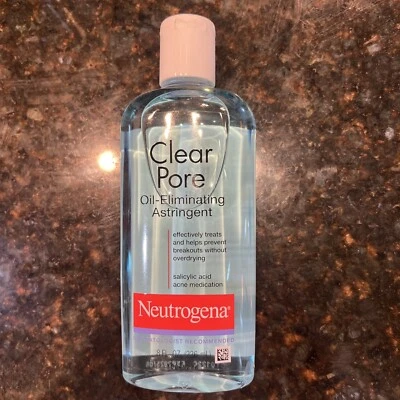Astringente eliminador de aceite de poro transparente Neutrogena con 2 % de ácido salicílico-8 oz. Foto 1 de 2