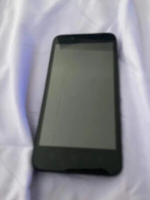 Smartphone Coolpad Catalyst 5GB  - Negro (Desbloqueado) Foto 1 de 4