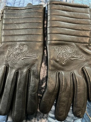 Women’s Leather Harley Davidson, Gloves Size Small ￼ - Image 1 of 4
