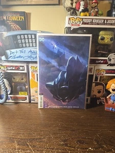 The Batman's Grave #2 Variant - Picture 1 of 17