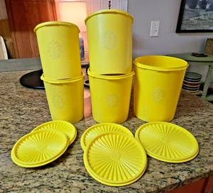 Vintage Tupperware Yellow 5 Piece Canister Set Servalier Push Button Top Retro - Picture 1 of 5