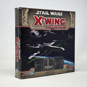 Star Wars X-WING Miniatura Juego Táctico Combate Espacial 2 Jugadores Sellado NUEVO - Imagen 1 de 10