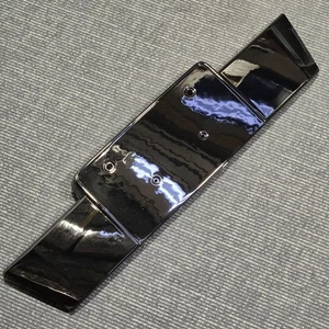 Soporte de matrícula delantero pintado negro para Audi Q5 SQ5 2013-2017 - Imagen 1 de 12