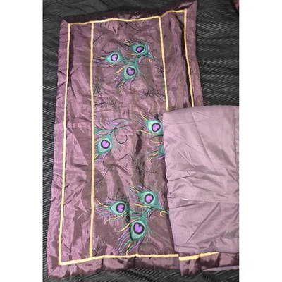 Juego de 2 fundas de almohada simuladas de plumas de pavo real bordadas púrpura tamaño king Foto 1 de 4