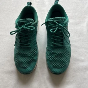 Girls/womens Nike Air Max Thea Premium Trainers Turbo Green Size 4 - Picture 1 of 5