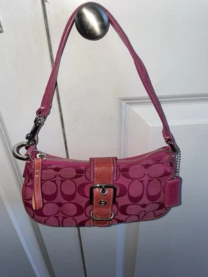 Винтажный тренер Y2K ярко розовый Demi Hampton логотип печать замши пряжка сумка сумочка РЕДКАЯ - Изображение 1 из 4