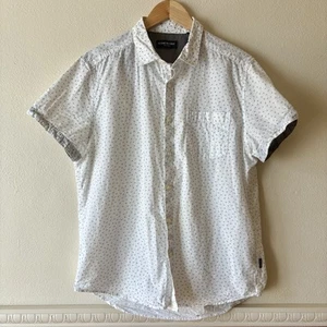 Kenneth Cole Button Front Shirt White Blue Print Mens L 100% Cotton Short Sleeve - Picture 1 of 8