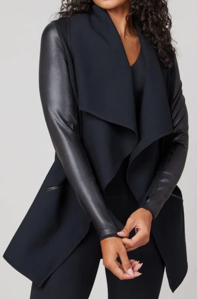 Spanx Drape 前可调式夹克 50176R Ponte 人造皮革装饰-小号 LKNU! — 第 1/4 张图片