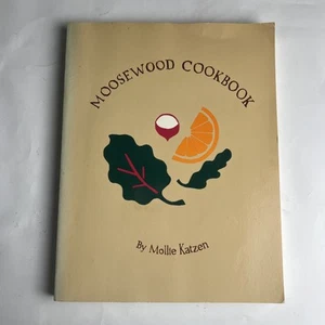 Moosewood Cookbook Mollie Katzen First Edition 1977 Vintage Vegetarian Recipes - Imagen 1 de 8