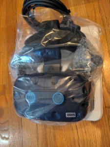 HTC Vive Pro Eye VR Headset HMD with Eye Tracking - New (Other) in Bag - Picture 1 of 2
