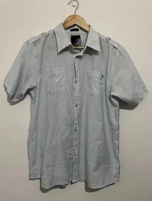Billabong Size 16 Men’s Shirt White Blue Striped Button Up Casual Short Sleeve - Image 1 of 4