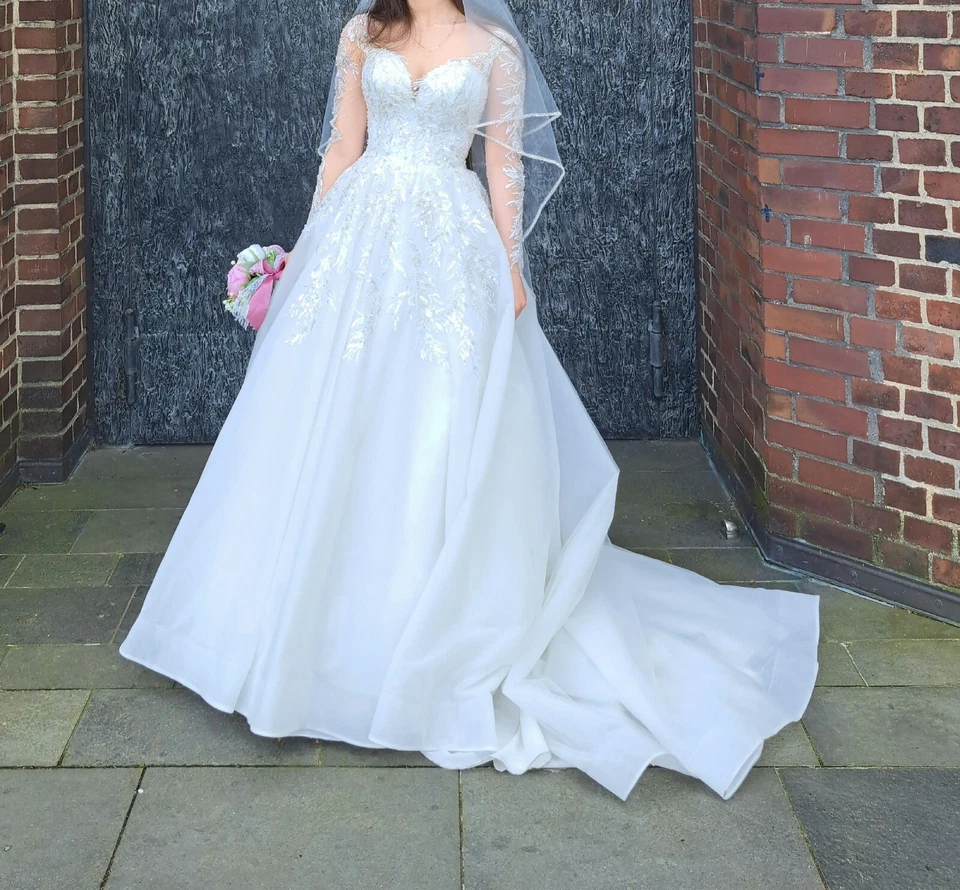 Als neu Sehr schön brautkleid hochzeitskleid - Bild 1 von 4