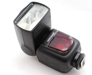 Neewer TT860 Speedlite for Canon - mint and boxed with extra accessories - Picture 1 of 5