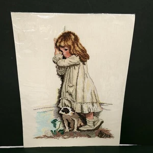 Fertig Fertig Kreuzstich kleines Mädchen traurig Hund Kinderzimmer Vintage Look Geschenk - Bild 1 von 10