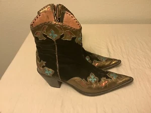 Donald Pliner  Leather Velvet Boots 7.5 - Picture 1 of 12