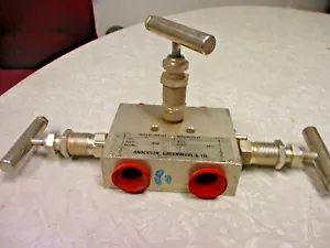 Anderson Greenwood M1HIS-4 3-Ventil Differenzdruckverteiler M1 1/2" FNPT - Bild 1 von 12