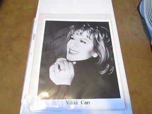 Vikki Carr 8 x 10 Autogramm mit Echtheitszertifikat - Bild 1 von 2