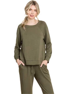 Super Lady Round Neck Raglan Sleeve Top and Pants Lounge Set - Picture 1 of 4