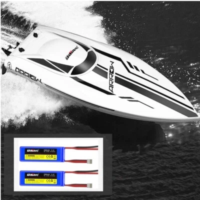 UDI Brushless RC Boat High Speed Electric 2.4G Remote Control Boat + 2 Batteries - Image 1 of 4