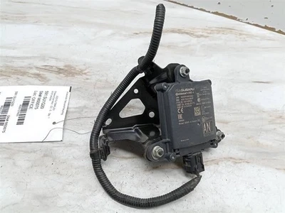 Sensor radar punto ciego lado izquierdo Subaru Outback 2020 87611 An00A Foto 1 de 3