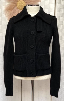 THEORY 羊毛黑色针织纽扣军用作物开衫毛衣 S 码 / P FX5 — 第 1/4 张图片